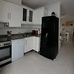 Sitio アパート ナザレ